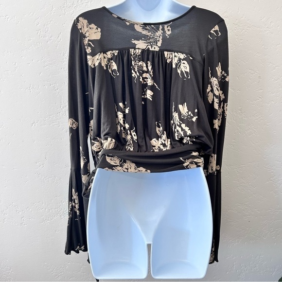 FREE PEOPLE Bell Sleeve Wrap Top Waist Tie Brown Cream Flowy Blouse Size XS - Picture 8 of 12